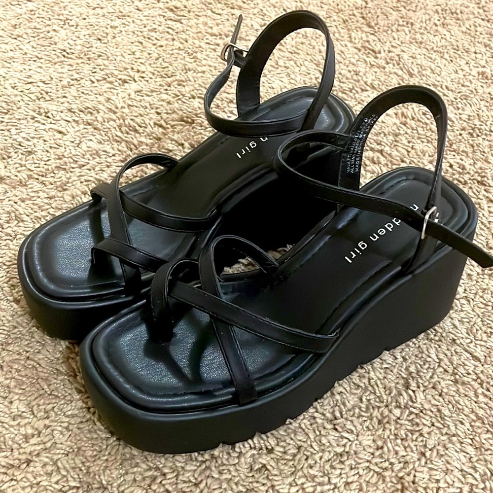 Madden Girl platform Sandals